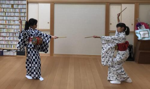 胡蝶の舞を練習中